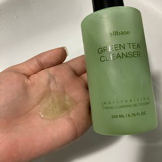 프리마인 메이크업과 들뜨는 각질까지 한방에 깐달걀로! 순하기까지한 셀베이스 그린티클렌저(200ml) — 4.5점을 준 리뷰어가 2023년 5월 올린 사용 사진