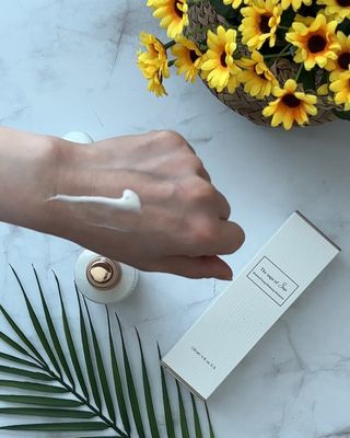 더사가오브수 [사가수] 에센스와 로션을 한 병에 담아 편안하고 산뜻하게, 효혜윤 보태니컬에너지 에센스인로션 — 5점을 준 리뷰어가 2023년 4월 올린 사용 사진