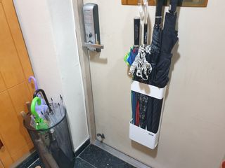 창신리빙 [프랑코 스마트 우산꽂이]  2종 중 택1 똑똑한 정리 수납 — 5점을 준 리뷰어가 2021년 8월 올린 사용 사진