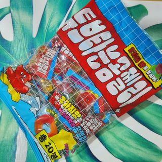 스낵스 튜브타는 곰 젤리 600g (20봉) — 5점을 준 리뷰어가 2024년 8월 올린 사용 사진