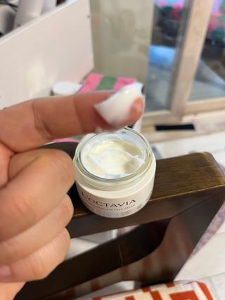 록타비아 Artisan Complete Face Cream — 3.5점을 준 리뷰어가 2024년 2월 올린 사용 사진