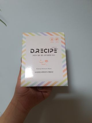 디레시피 세안이 필요없는 순한 클렌징 티슈 — 5점을 준 리뷰어가 2021년 4월 올린 사용 사진