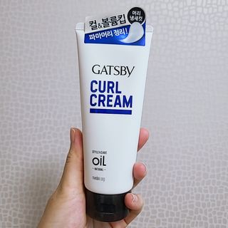 [갸스비] 곱슬 머리부터 파마까지 남자의 컬을 위한 갸스비 컬크림 — 5점을 준 리뷰어가 2021년 5월 올린 사용 사진