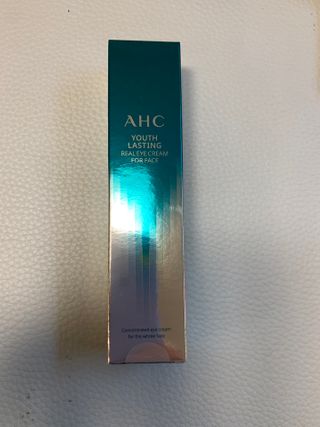 [NEW 탄력유턴 아이크림] AHC 유스 래스팅 리얼 아이크림 포 페이스 — 5점을 준 리뷰어가 2021년 1월 올린 사용 사진