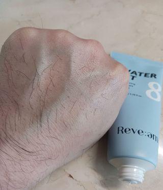 나우_ [리브엠]피부 속부터 겹겹이, 촘촘하게! 워터핏8중 수분착붙 크림 — 5점을 준 리뷰어가 2025년 1월 올린 사용 사진