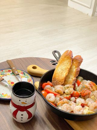 마에스트로 엑스트라버진 올리브 유 마에스트로 엑스트라버진 스페인 올리브유 — 5점을 준 리뷰어가 2022년 5월 올린 사용 사진