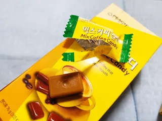 (주) 피치코리아 믹스커피캔디76g x2개입 — 4점을 준 리뷰어가 2022년 11월 올린 사용 사진