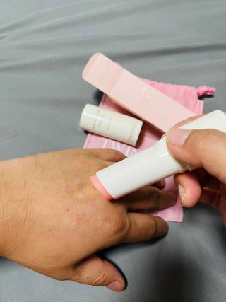 [트윙클라] 안티멜라 수딩 워터밤+안티링클 샤이닝 멀티밤 — 3점을 준 리뷰어가 2022년 7월 올린 사용 사진