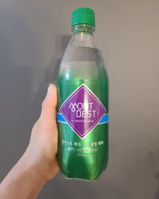 몽베스트 Montbest with Sparkling water Plain 20병 — 5점을 준 리뷰어가 2022년 5월 올린 사용 사진