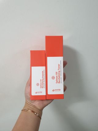 아이앤립 / EYENLIP 아이앤립 연어오일 리바이탈라이징 토너+앰플+크림 3종 세트 — 4.5점을 준 리뷰어가 2021년 6월 올린 사용 사진
