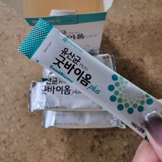 프리마인 유산균 국가지정연구소 선정, 살아있는 생유산균 200억 마리의 힘. 유산균n굿바이옴플러스 — 5점을 준 리뷰어가 2021년 9월 올린 사용 사진