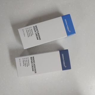 더마포레스트 마데카소사이드 리페어 크림,  모이스처라이징 아쿠아크림 — 3점을 준 리뷰어가 2021년 8월 올린 사용 사진