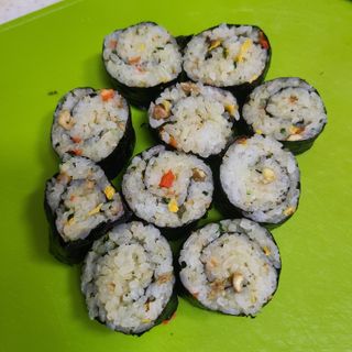 해풀잎 누구나 김밥*1ea [(혼합야채 35g *1ea,  김밥김 (5g, 5ea),  양념간장 (6g, 5ea), 참기름(5g, 2ea)] — 5점을 준 리뷰어가 2022년 7월 올린 사용 사진