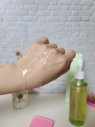 스킨큐어 산다화 순한 클렌징 동백 오일 200ml — 5점을 준 리뷰어가 2023년 4월 올린 사용 사진