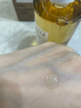 [스킨1004] 마다가스카르 센텔라 앰플 100ml — 5점을 준 리뷰어가 2024년 5월 올린 사용 사진