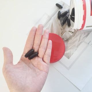 Swisse 스위스 고함량 프로폴리스 2,000mg 210정 — 5점을 준 리뷰어가 2021년 5월 올린 사용 사진