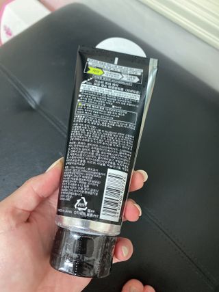 [갸스비] 지성 남성을 위한 포어케어 클렌징폼 — 5점을 준 리뷰어가 2021년 10월 올린 사용 사진