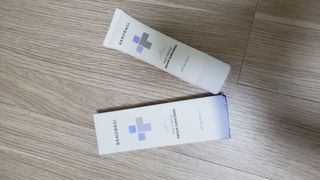 바노바기 코스메틱 바노바기 밀크씨슬 리페어 시카 선스크린 플러스 50ml — 4.5점을 준 리뷰어가 2023년 2월 올린 사용 사진