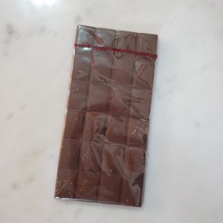 당류2g 자일리톨로 단맛을낸 슈카 퓨어비건 무설탕초콜릿 Xucker vegan 2개입 — 5점을 준 리뷰어가 2021년 4월 올린 사용 사진