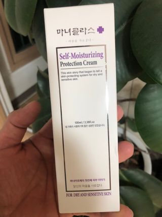 셀프 모이스처라이징 프로텍션 크림 셀프 모이스처라이징 프로텍션크림 — 5점을 준 리뷰어가 2022년 4월 올린 사용 사진