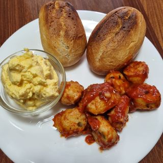 굽네몰 [굽네] 소스가 맛있는 닭가슴살 한입 볼 2종 8팩 — 5점을 준 리뷰어가 2021년 3월 올린 사용 사진