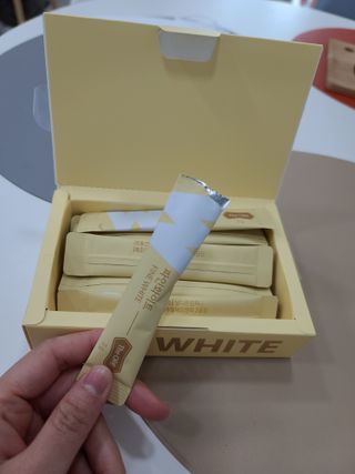 디오르 파인화이트 — 3점을 준 리뷰어가 2022년 2월 올린 사용 사진