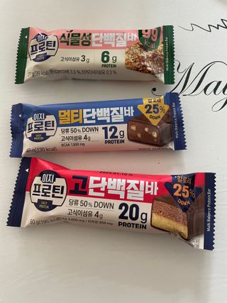 이지프로틴바 3종x각 2ea (고단백질바, 멀티단백질바, 식물성단백질바) — 5점을 준 리뷰어가 2024년 3월 올린 사용 사진