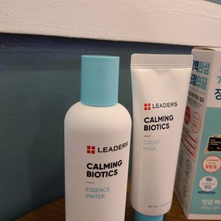 리더스코스메틱 리더스 카밍 바이오틱스 #1등 진정 기획세트 [에센스 워터150ml + 크림 마스크80ml] — 4점을 준 리뷰어가 2022년 10월 올린 사용 사진