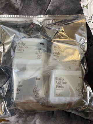 디어엘로디 프리미엄 유기농 베이비 솜티슈 40매 3 + 1 PACK — 5점을 준 리뷰어가 2021년 3월 올린 사용 사진