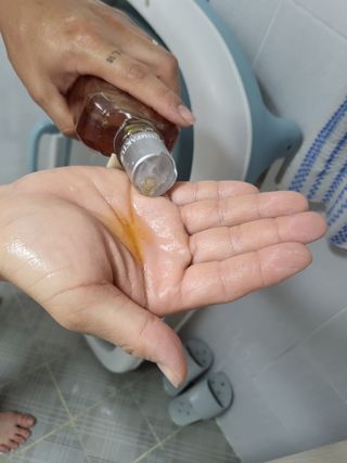 체코 비건화장품 마뉴팍투라 향좋은 맥주 샤워젤 (300ml) — 4점을 준 리뷰어가 2022년 6월 올린 사용 사진