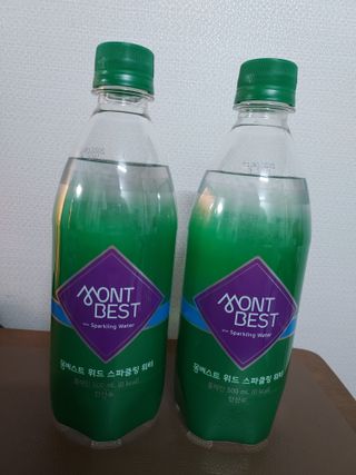 몽베스트 Montbest with Sparkling water Plain 20병 — 5점을 준 리뷰어가 2021년 11월 올린 사용 사진