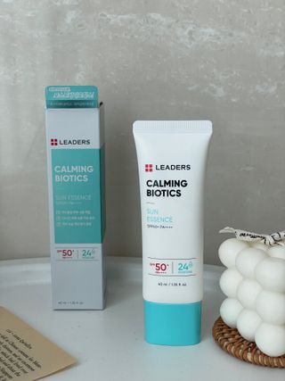 리더스코스메틱 리더스 카밍 바이오틱스 선 에센스 SPF 50+ PA++++ — 5점을 준 리뷰어가 2022년 7월 올린 사용 사진