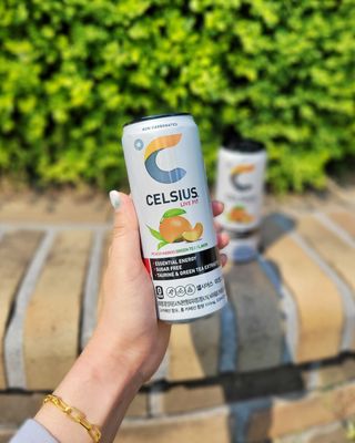 셀시어스 오리지널 325ml 에너지 비타민 피트니스 드링크(24can) 다이어트 음료 — 5점을 준 리뷰어가 2022년 5월 올린 사용 사진