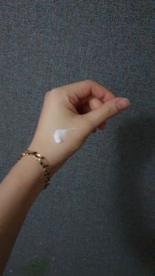 로자펠로 egf 크림 재생 고보습 병풀 리페어 흔적 — 5점을 준 리뷰어가 2021년 1월 올린 사용 사진