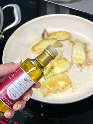 [딜리셔스코드] 타르투피 알레산드로 로시 트러플 소금 100g +트러플 오일 100ml set — 5점을 준 리뷰어가 2022년 5월 올린 사용 사진