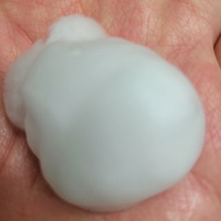 [바이로담] 저자극 약산성버블 폼 폼클렌징 150ml — 4.5점을 준 리뷰어가 2021년 3월 올린 사용 사진