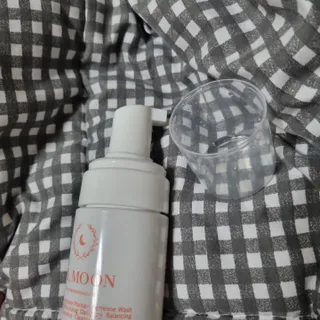 MF프리 [닥터문] 유산균 락토케어 질경초 여성청결제 200ml (폼타입) — 5점을 준 리뷰어가 2022년 7월 올린 사용 사진