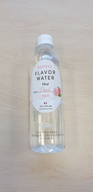아쿠아스 플레이버워터 [아쿠아스] 제로칼로리 플레이버워터 복숭아/청포도 1BOX 20개입 — 5점을 준 리뷰어가 2021년 4월 올린 사용 사진