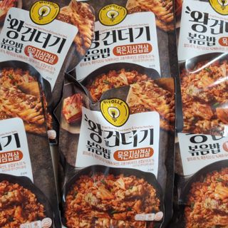한성기업 무볼레 왕건더기 볶음밥 묵은지삼겹살 — 5점을 준 리뷰어가 2021년 10월 올린 사용 사진