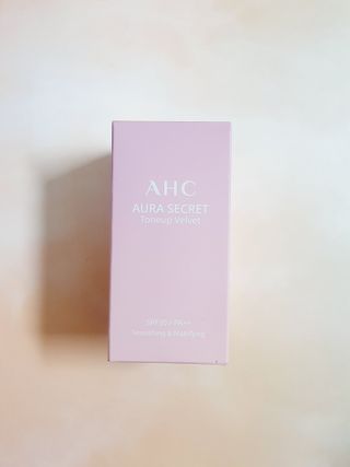 AHC 아우라 시크릿 톤업 벨벳 — 3점을 준 리뷰어가 2021년 4월 올린 사용 사진