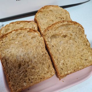 롯데제과 Vbread 포카치아식빵1개 + 미니식빵 1개 + 머핀 2개 세트 — 3점을 준 리뷰어가 2021년 9월 올린 사용 사진
