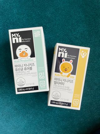일동제약 마이니 마이니 지니키즈 유산균 츄어블, 멀티비타 set — 5점을 준 리뷰어가 2021년 3월 올린 사용 사진