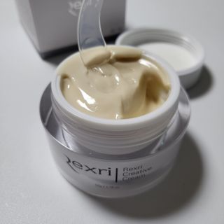 렉스리 크리에이티브 크림  Rexri Creative Cream — 5점을 준 리뷰어가 2021년 10월 올린 사용 사진