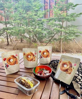 CJ올리브영 베리 & 체리 프로틴 베이글칩 / 치즈 & 복숭아 프로틴 베이글칩 — 5점을 준 리뷰어가 2023년 4월 올린 사용 사진