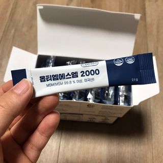 바른비타민 옵티엠에스엠2000 1박스 60포 관절 연골 복합건강기능식품 — 3점을 준 리뷰어가 2021년 6월 올린 사용 사진