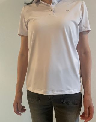 다운블로우 스포츠 국내제작 남자 기능성 골프웨어 카라 반팔 티셔츠 DB 6503 — 5점을 준 리뷰어가 2025년 4월 올린 사용 사진