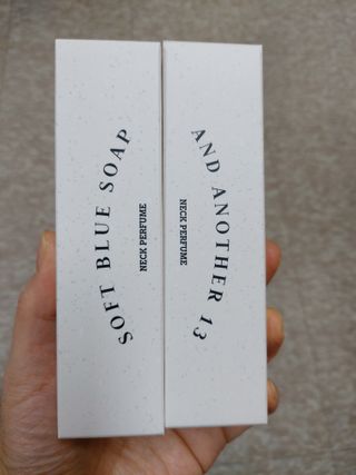 멈칫(MUMCHIT) 넥퍼퓸 NECKPERFUME 2가지 향 — 4점을 준 리뷰어가 2021년 11월 올린 사용 사진