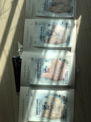 애니가드 셋업메베마스크 (대형 4컬러 + 중형 4컬러) — 5점을 준 리뷰어가 2022년 4월 올린 사용 사진