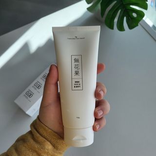 [베러오리진] 무화과 크리미 딥 폼 클렌저/피부 노폐물 & 미세먼지 99 세정 인증 민감성 피부 무자극 인증 — 5점을 준 리뷰어가 2021년 11월 올린 사용 사진