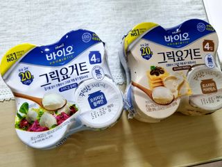 매일바이오 그릭요거트 오리지널 플레인 4개, 로스터리 커피믹스 4개 — 3점을 준 리뷰어가 2021년 12월 올린 사용 사진